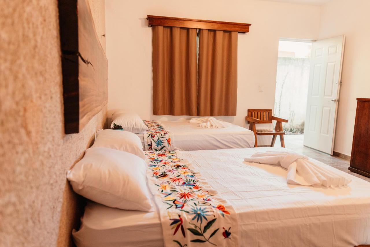 Suucilha Aparthotel Valladolid  Bagian luar foto