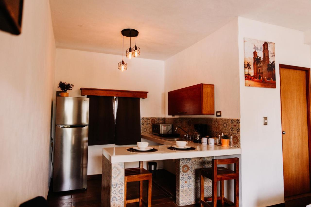 Suucilha Aparthotel Valladolid  Bagian luar foto