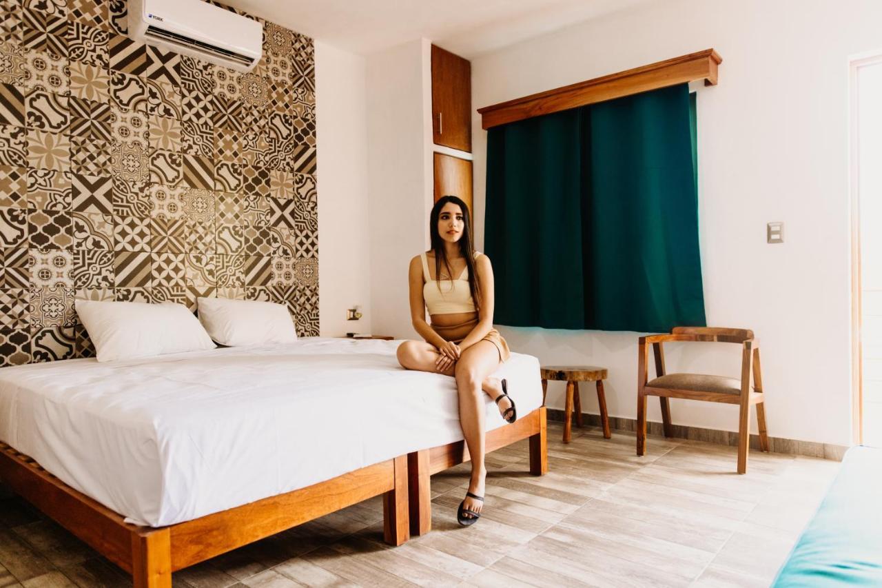 Suucilha Aparthotel Valladolid  Bagian luar foto