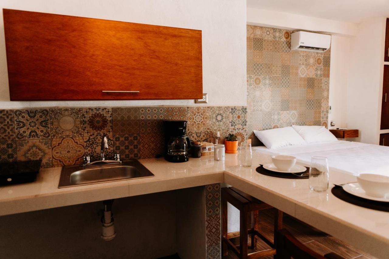 Suucilha Aparthotel Valladolid  Bagian luar foto
