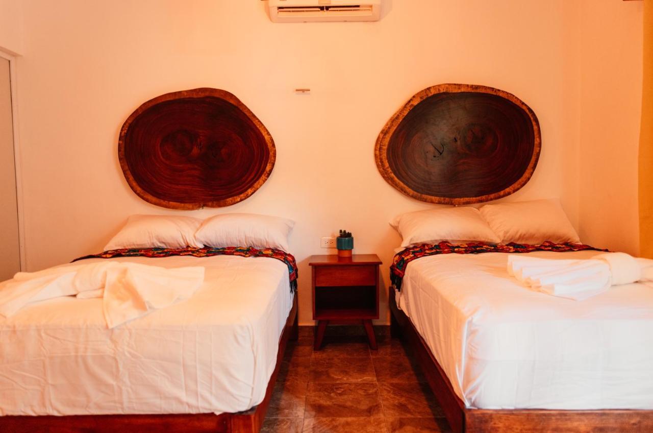 Suucilha Aparthotel Valladolid  Bagian luar foto